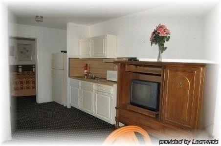 Sea Foam Motel Wildwood Room photo